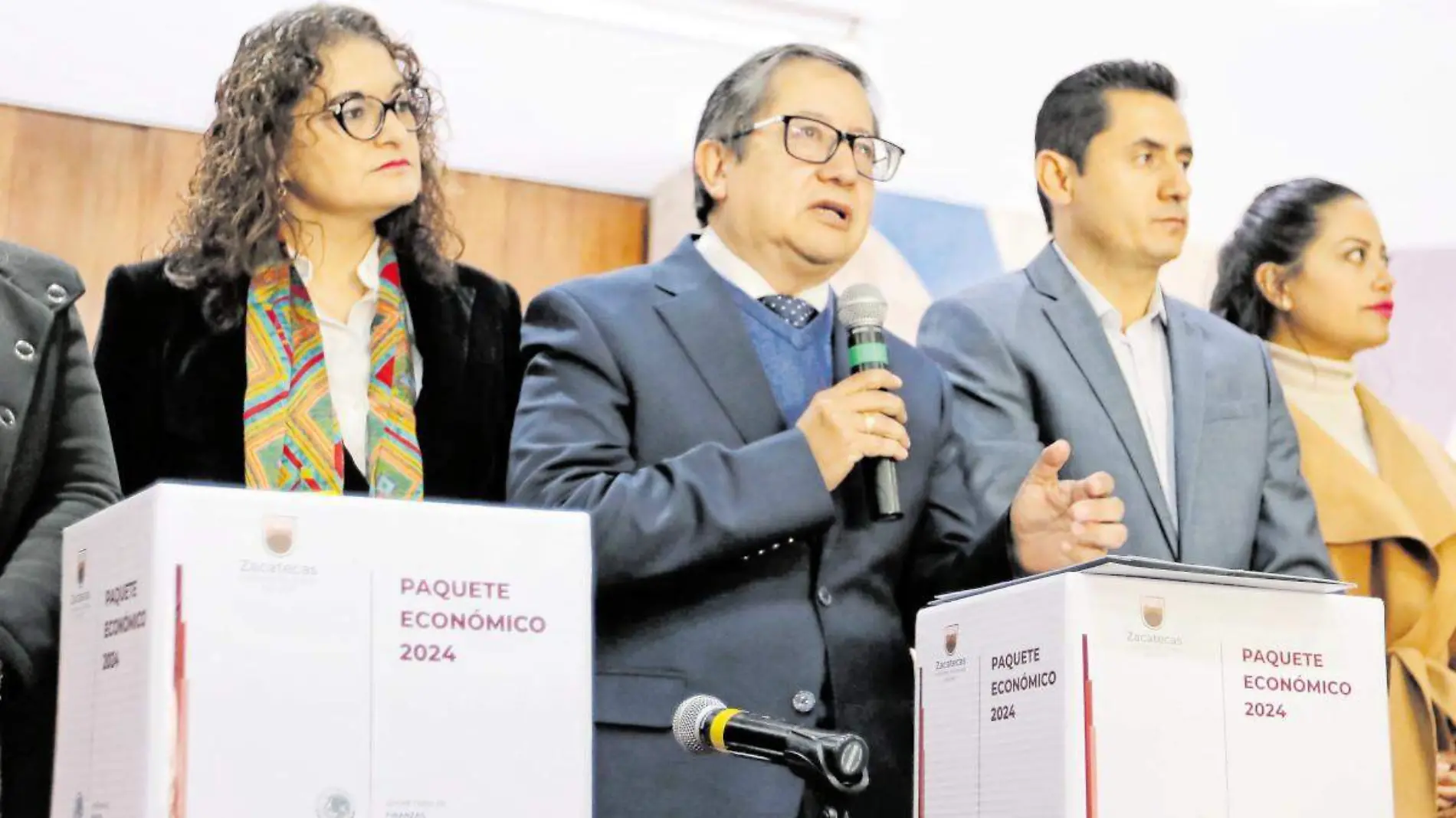 Entrega de paquete financero de Zacatecas